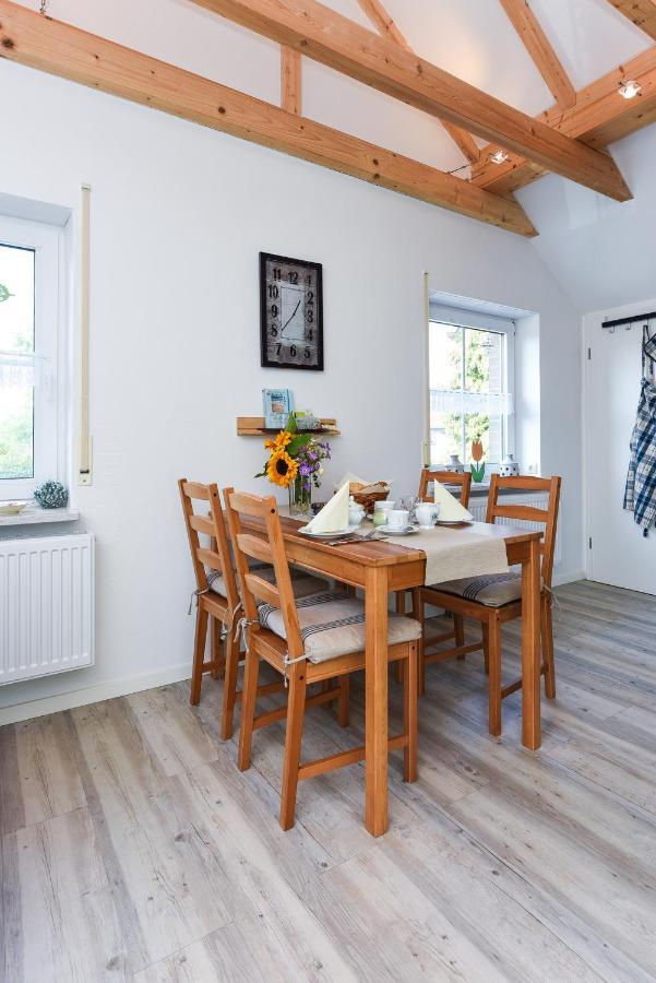 Jever-Ferienhaus Himmelsblick Extérieur photo